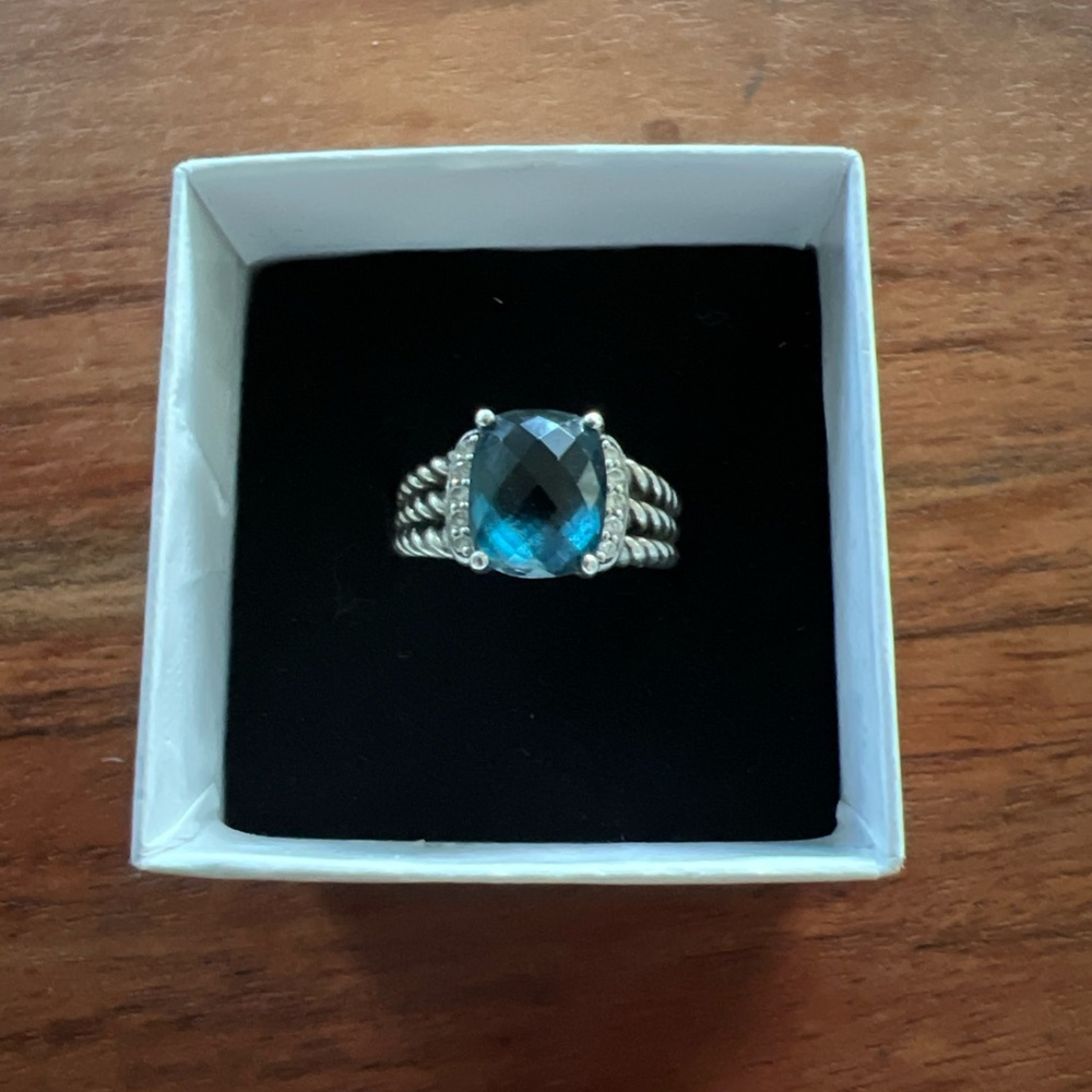David Yurman blue topaz petite Wheaton Ring size 6